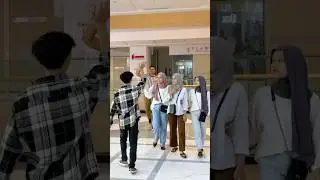 Kakak baju putih semuanya ikutan salting😂 