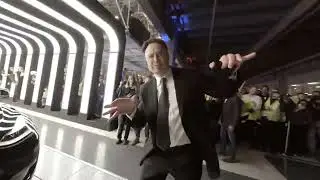 ELON MUSK DANCING MEME *EXTENDED* (FLICKER WARNING)