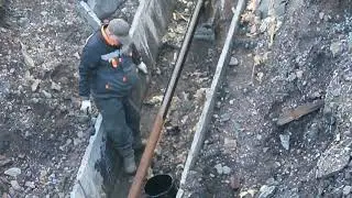 Работы во дворе 23