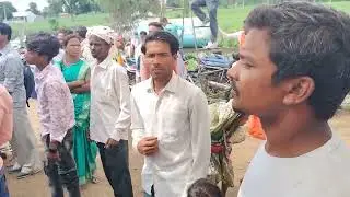 फड़फड़ा गांव में यह भगत है तीन भगत है कोई भी समस्या हो उसकी हल करके दे