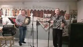 Где ж ты, одинокая гармонь.