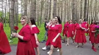 «ПРОЕКТ В КРАСНЫХ ПЛАТЬЯХ»