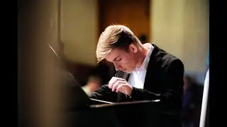 Debussy - Preludes I: La fille aux cheveux de lin & Minstrels (Dominik Hecht)