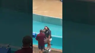 Tom the Mime Flirts Tall, Hot Woman 🥰😍😘| Tom the World Famous Seaworld Mime