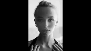 #photobreakdown of Lily Rose Depp at Venice Film Festival.