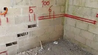 trasando una escalera volada para la segunda planta