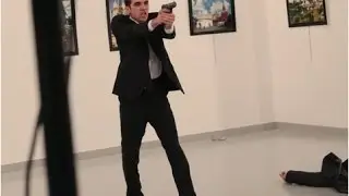 Turchia, ucciso ambasciatore russo: il video choc dell'attentato