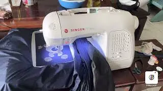 Singer Futura