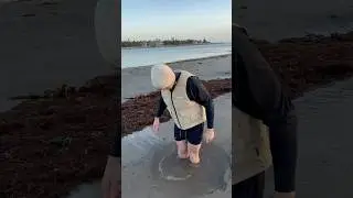 I Got Stuck In Quick Sand With Biting Worms!🪱👀