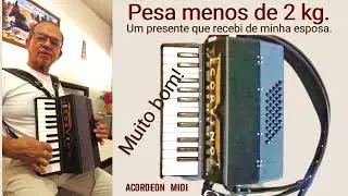 Tocando um hino para testar. Vale a pena.