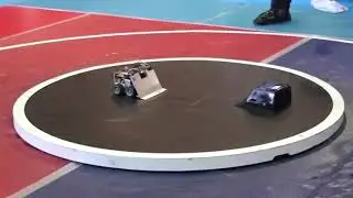 * Teleports Behind You * NANI !?? ( BattleBots )