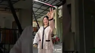 Chikaku Joged Pake Baju Tidur | Tiktok Chika Chikaku #9 | TikTok Cewek Cantik Goyang 