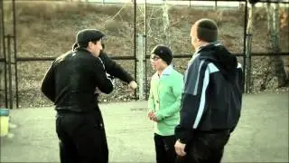 Драка гопников и нормального пацана