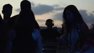Summer Fling - JPEE DJ ft. Jenna Evans (Official Music Video)