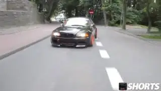 На стоке валим боком)
