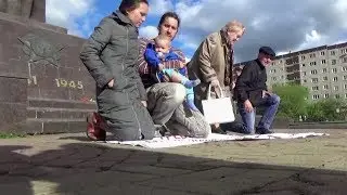 Стоять ли дольщикам на коленях