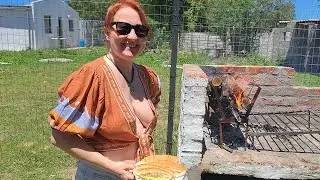 Sandwiches on the fire. Cooking outside. Cooking in a Uruguayan village. Mila naturist