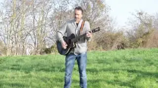 Looking at the View (Official) - Simon Houbsta