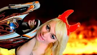 Катя Алмаз   грязный байкер (CLIP)