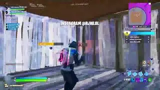 Juegando folnite