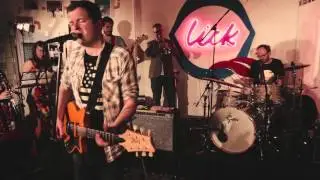 The Fiction Aisle, live @ Lick - 'The Colour of Morning'