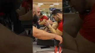 Спарринг Муратов Лящук #армрестлинг #спорт #arm #sports #toproll #armwrestling #biceps #motivation