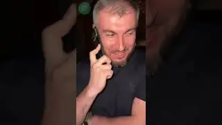 КАК ОН НЕ ЗАМЕТИЛ??? 