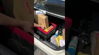 This foldable car storage box keeps your car boot organized!