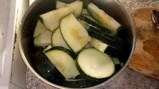 Как пожарить кабачок