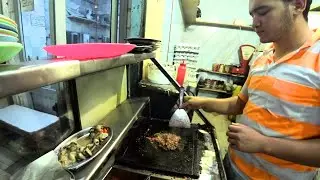 Would You Eat This $0,30 Cairo Street Food? 🇪🇬