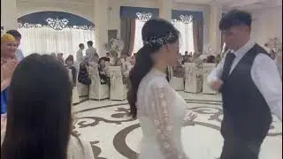 г.Кизляр Ресторан "Версаль" свадьба Имам и Юзель,танец  лезгинка отец и невеста 27.07.2024г.
