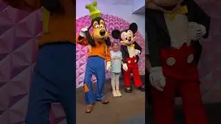 ✨We had a blast meeting characters at 