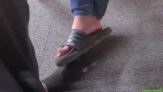 College Girl Candid Feet Shaking