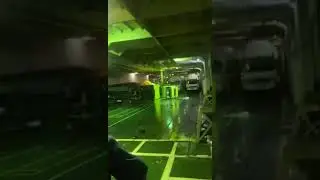 Hantaman ombak besar d kapal angkutan 
