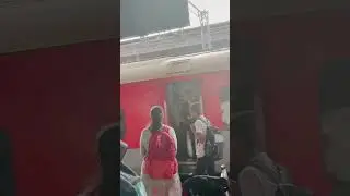 Gadi bula rahi hai #shorts #viral #trending #train #travel #station #railway #journey #youtubeshorts