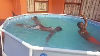 Oluga Jay Mugwena swimming lessons 3