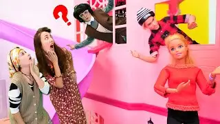Komik video. Kader Abla Barbie'nin evine pencereden tahta ile giriyor. Eğlenceli video