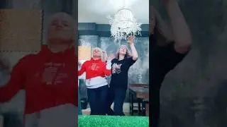 только не надо писать, что мы старые. Мы в курсе, что нам много лет🤣