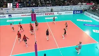 Tijana Boskovic'in Zemin Çökerten Smacı