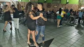 ESTOU GAMADO NESSA MULHER - DANÇANDO FORRÓ NO BAILÃO DO LUIZ PAULLO FORROZÃO (XOTE)