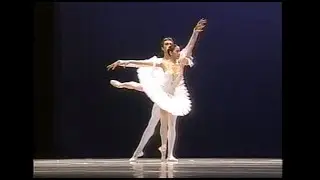 Bolshoi Ballet Grand Pas Classique - Bae & Ivanov 2002