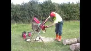 Demonstration of our Harry chainsaws - Models 5010 and 5410