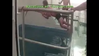 How Not to Dive In Freezing Water! Antarctic Diver FAIL