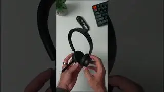 Unboxing the Lenovo Wireless VoIP Headset - Teams Edition. See what’s inside the box!