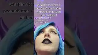 I was gone for 2 minutes... wtf happened? ♡ #egirl #twitch #twitchstreamer #streamer #twitchtv #ttv