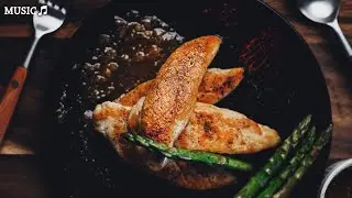 How to Grill Chicken Breast Using Stainless-Steel Pan