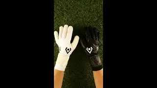 glove opening: rehab extreme #gloveopening #gloves #rehab #goalkeeper