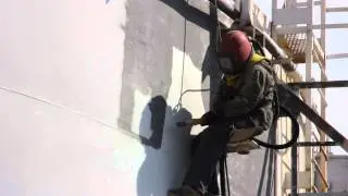 Пескоструйная очистка резервуара