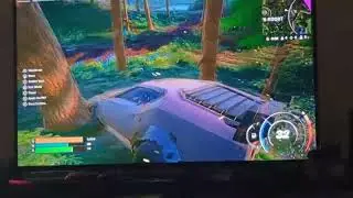 FORTNITE - Isaiah regularly gets a top 5 finish , and is one of his favorite games to play 📢