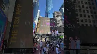 Vamos levar Four para o mundo! Hoje pelas ruas de NY